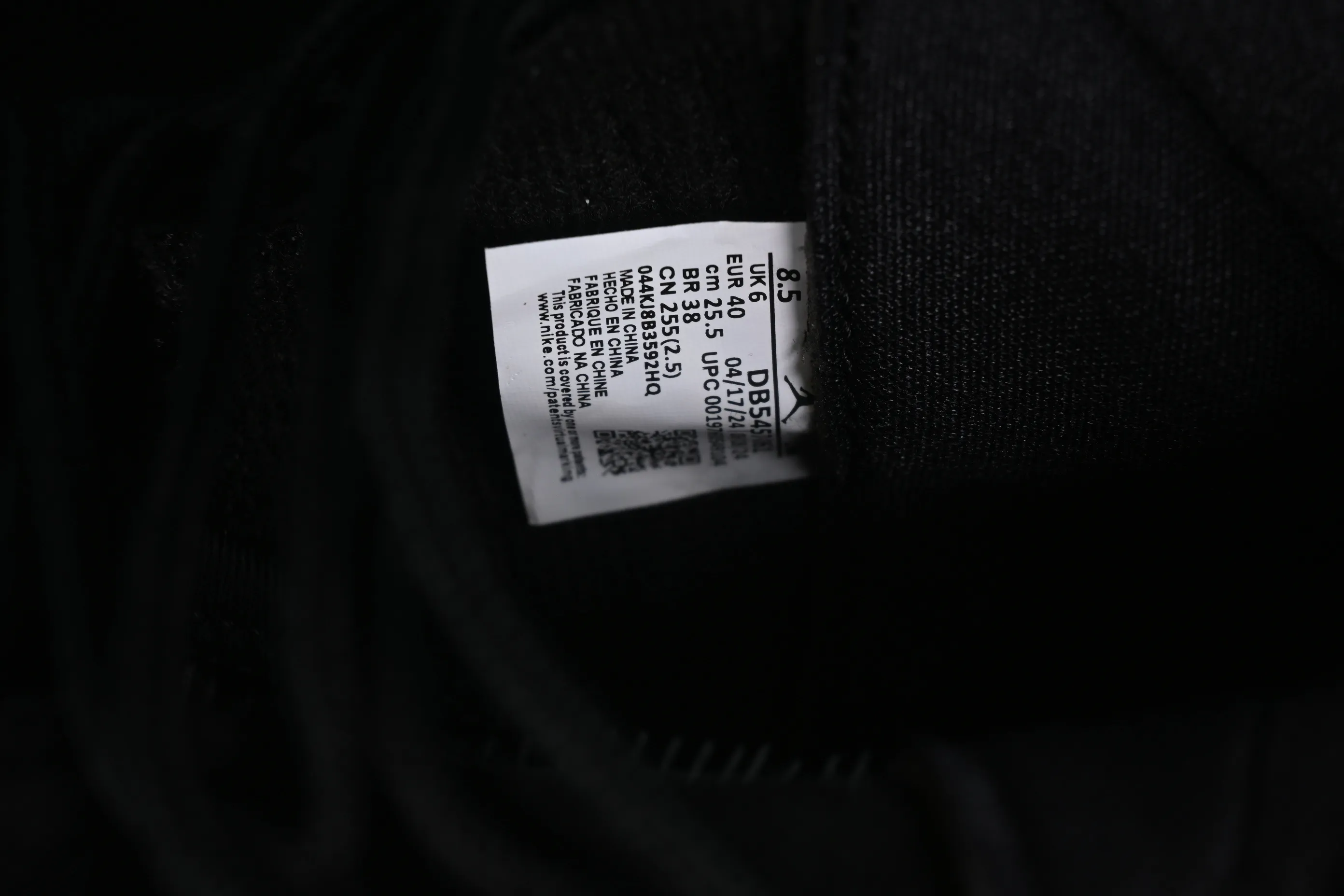 All categories Air Jordan Jordan series basketball shoes Air Jordan 11 F version Air Jordan 11 Retro "Bred Velvet" AJ11 Joe 11 black red velvet DB5457-061